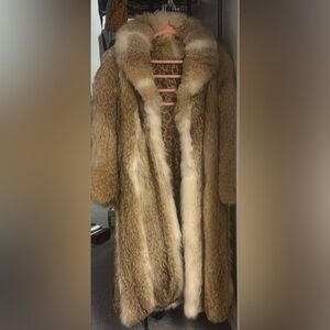 Luxurious Tan and Cream Fur Coat